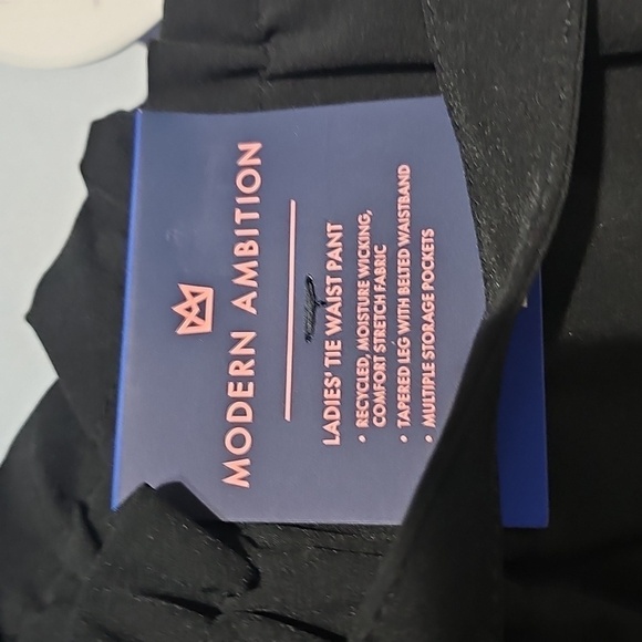 Modern Ambition Black Belted High-Waisted Pants Size Large NWT - Picture 6 of 8